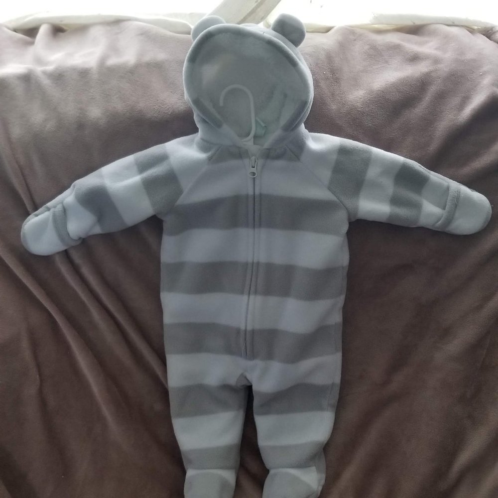 Old Navy Gray and White Striped Fleece Bunting 3-6 mos